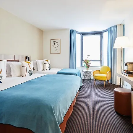 Hotel Plaza Tour Eiffel Parigi