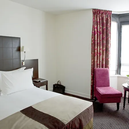 Plaza Tour Eiffel 4* Parigi