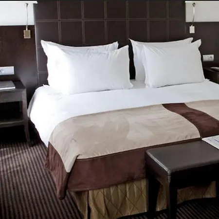 Plaza Tour Eiffel Hotel Parigi